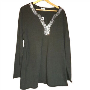 Hot In Hollywood Sweater NWT